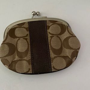 New Coach Kisslock Coin Purse